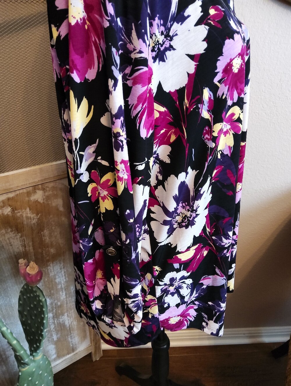 Dear Scarlett Black Floral V-Neck Tunic with Fuchsia, White & Yellow Blooms - Picture 5 of 10
